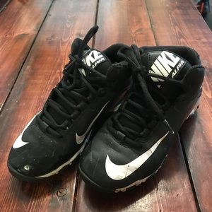 Nike cleats size 2Y